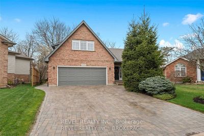 6839 Imperial Crt, House other with 5 bedrooms, 4 bathrooms and 6 parking in Niagara Falls ON | Image 2