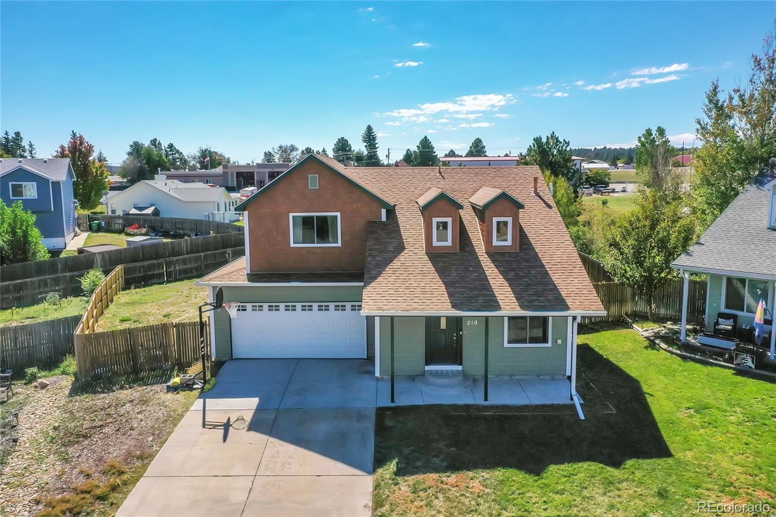 Logan St, Elizabeth, CO 80107