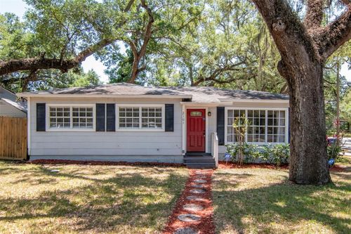 2101 E Howell St, TAMPA, FL, 33610-1053 | Card Image