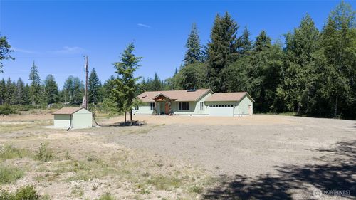 1541 Kirkpatrick Rd, Hoquiam, WA, 98550-9558 | Card Image