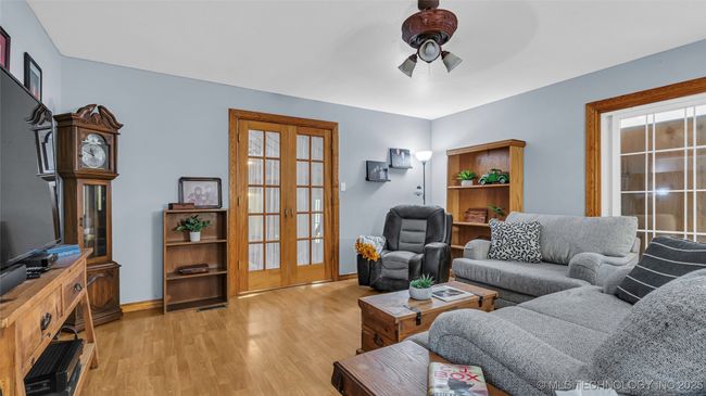 37001 Us Highway 70, House other with 2 bedrooms, 2 bathrooms and null parking in Bennington OK | Image 11
