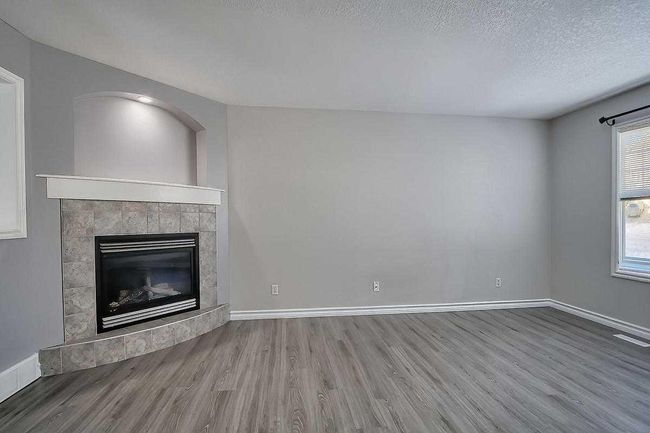 301 Inglewood Grove Se, Home with 3 bedrooms, 1 bathrooms and 2 parking in Calgary AB | Image 14