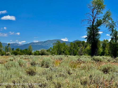 1 E Ski Hill Rd, Driggs, ID, 83422 | Card Image