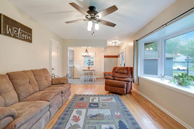 8710Photography-Web-Friendly-16725-Anna-Trail-Southeast-Prior-Lake-MN-55372-9.jpg | Image 4