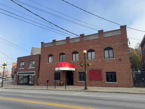 36 Strongs Ave, Rutland, VT, 05701-5016 | Card Image