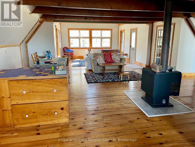 7237 Nottawasaga 6/7 Sideroad, House other with 4 bedrooms, 1 bathrooms and 7 parking in Clearview (Creemore) ON | Image 13