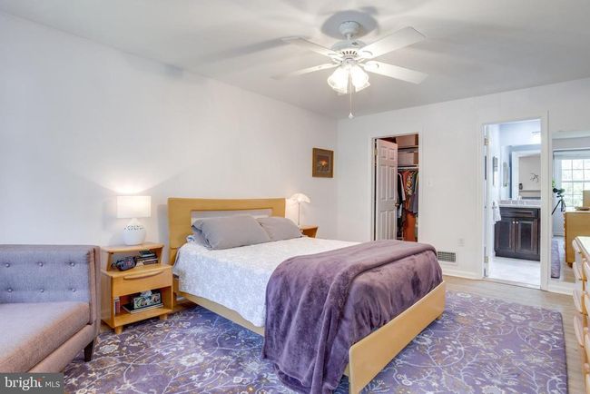 8801 Aquary Ct, House other with 5 bedrooms, 4 bathrooms and null parking in SPRINGFIELD VA | Image 12
