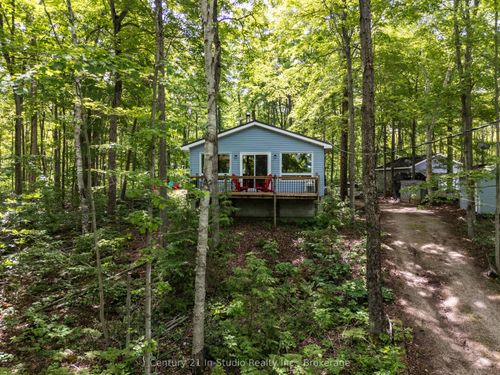 149 Tammys Cove Rd, Lions Head, ON, N0H1W0 | Card Image