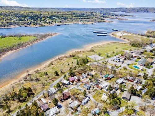 166 Sunny Cir, Hollister, MO, 65672-5739 | Card Image