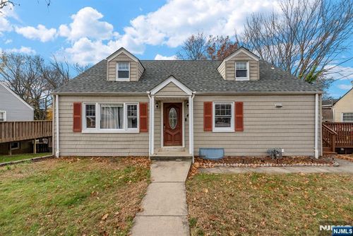 47 Browertown Rd, Little Falls, NJ, 07424-1713 | Card Image