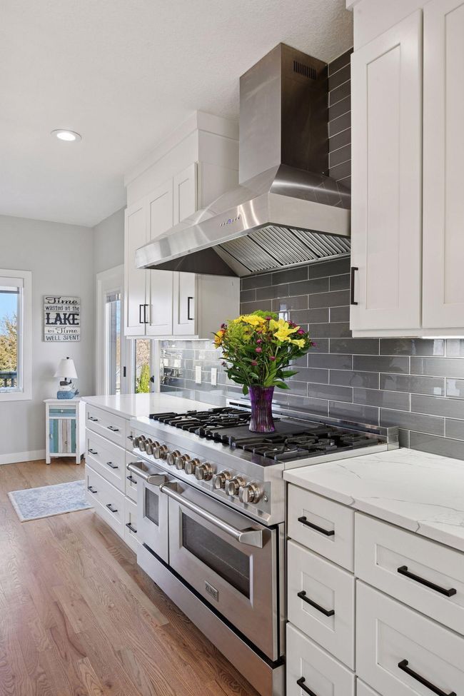 Fabulous Gas Range | Image 13