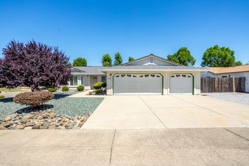 1720 Stetson Way, Redding, CA, 96003 | Card Image