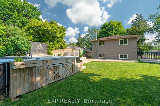 250 William St E, House other with 3 bedrooms, 2 bathrooms and 3 parking in Parkhill ON | Image 39