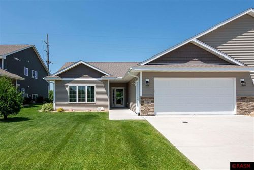 316 S Skylark Trl, Mankato, MN, 56001-7739 | Card Image