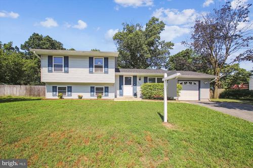 7814 Metacomet Rd, HANOVER, MD, 21076-1241 | Card Image