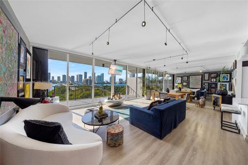 apt-810-1000 Venetian Way, Miami Beach, FL, 33139-1008 | Card Image