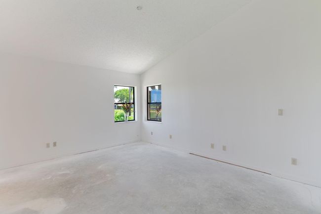 8057 Cassia Dr, Condo with 3 bedrooms, 2 bathrooms and null parking in Boynton Beach FL | Image 21