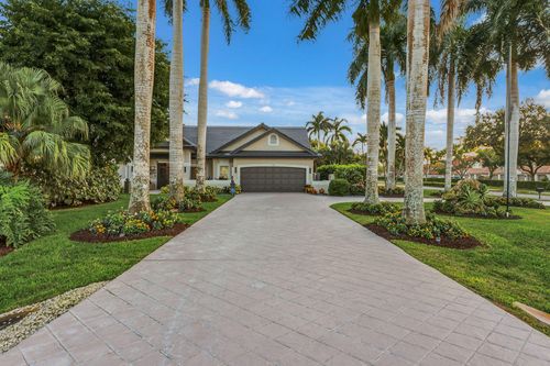 123 Newport Dr, NAPLES, FL, 34114-9607 | Card Image