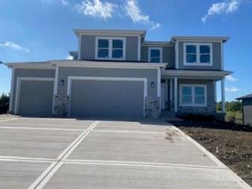 18725 W 193rd St, Spring Hill, KS, 66083-8623 | Card Image