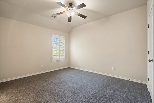Secondary bedroom. | Image 33