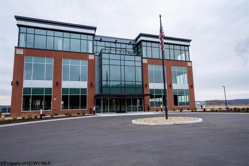 449 Fortress Boulevard, Morgantown, WV, 26508 | Card Image