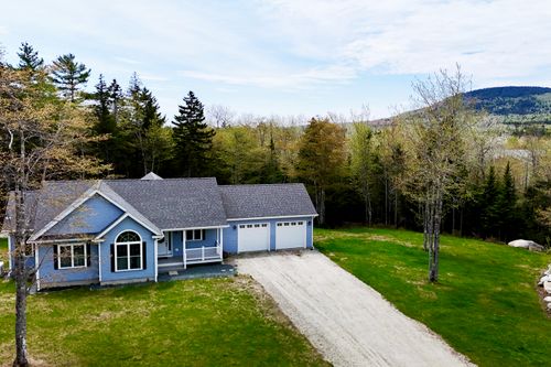 23 Prets Meadow Ln, Blue Hill, ME, 04614-5379 | Card Image