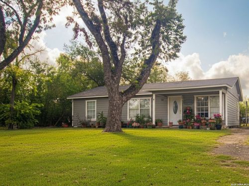 309 Bohme St, Uvalde, TX, 78801-4366 | Card Image