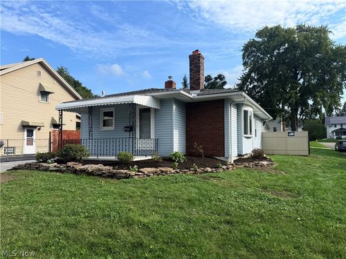 2524 Albrecht Ave, Akron, OH, 44312-2451 | Card Image
