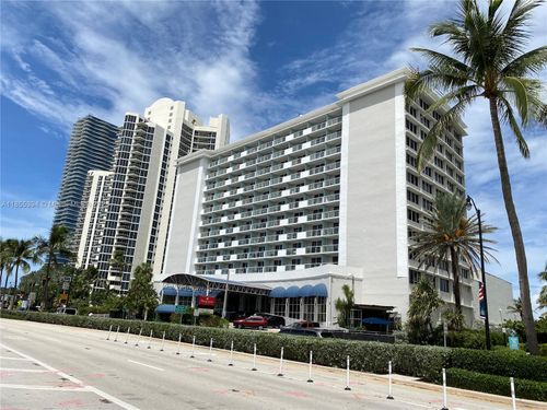 1030-19201 Collins Ave, Sunny Isles Beach, FL, 33160-2202 | Card Image