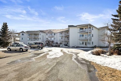 315-3 Parklane Way, Strathmore, AB, T1P1N6 | Card Image