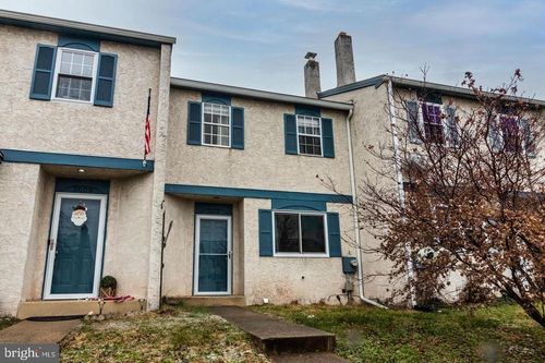 3608 Walnut Ridge Est, POTTSTOWN, PA, 19464-3030 | Card Image