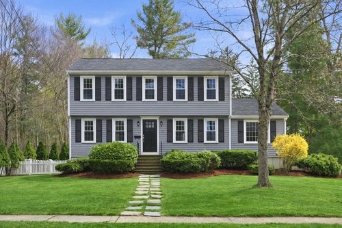86 Alton St, Walpole, MA, 02081-4118 | Card Image