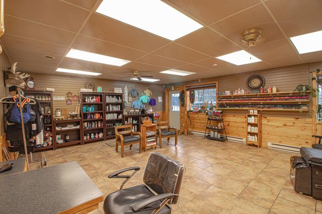 Salon 3.jpg | Image 6