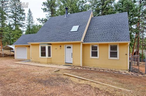 430 Shady Ln, Woodland Park, CO, 80863-1122 | Card Image