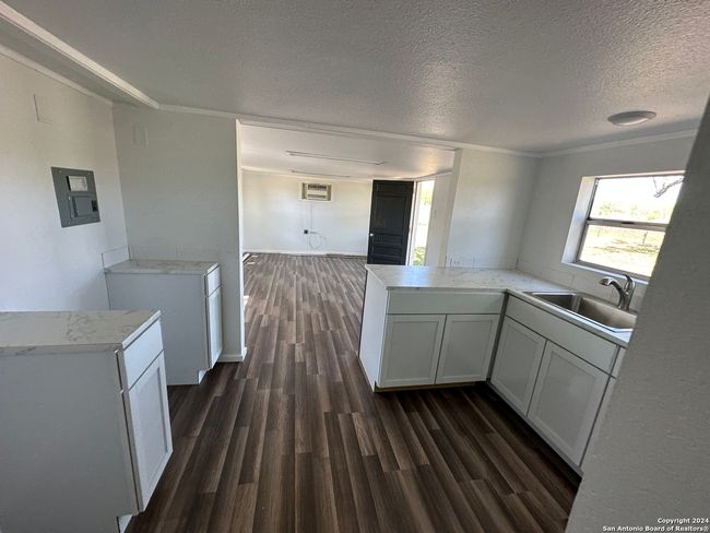 5515 E Fm 462, House other with 1 bedrooms, 1 bathrooms and null parking in Moore TX | Image 7