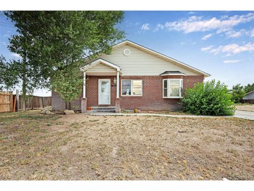 8090 Quebec St, Commerce City, CO, 80022-4905 | Card Image