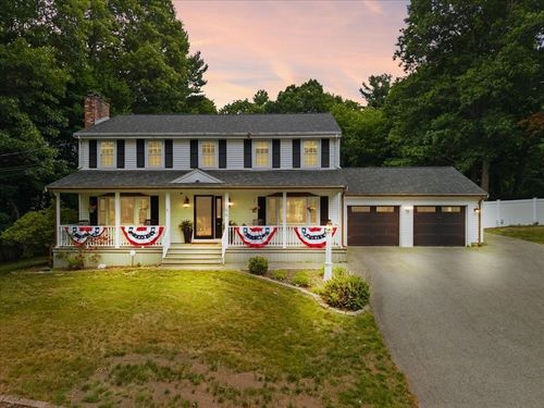 758 King St, Raynham, MA, 02767-1386 | Card Image