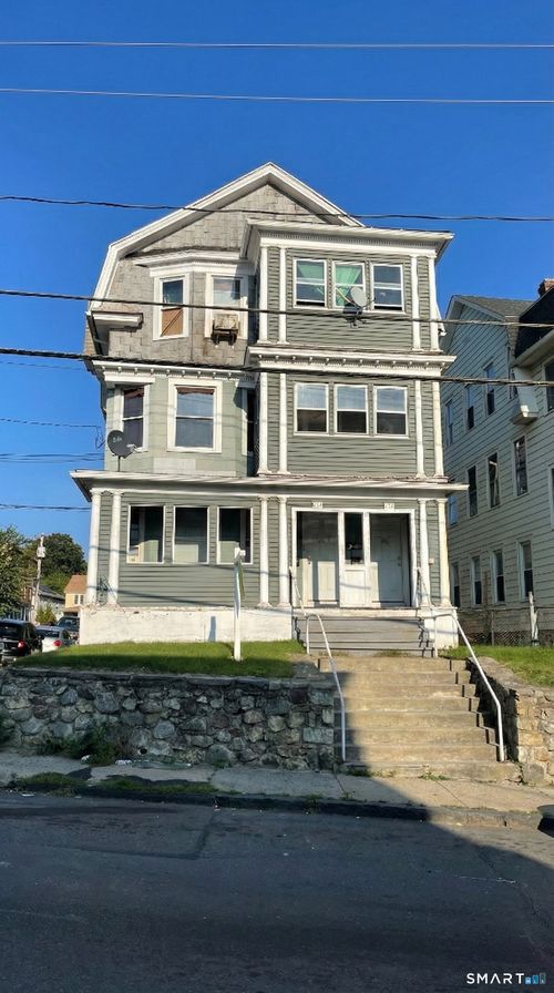 895 Baldwin St, Waterbury, CT, 06706-1514 | Card Image