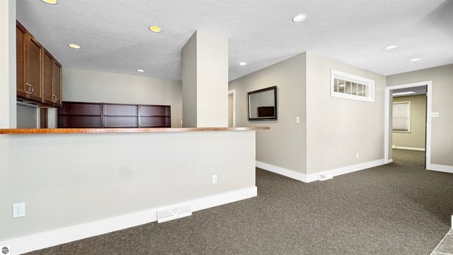 118 Stimson St, Home with 0 bedrooms, 0 bathrooms and 6 parking in Cadillac MI | Image 6
