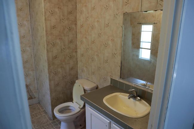 817 E 7 Th St, House other with 3 bedrooms, 2 bathrooms and null parking in Pahokee FL | Image 36