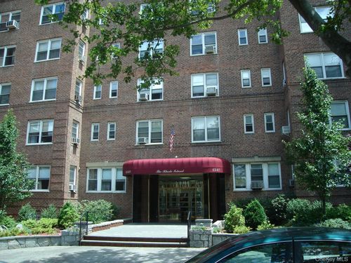 d16-63-61 99th St, Rego Park, NY, 11374-2461 | Card Image