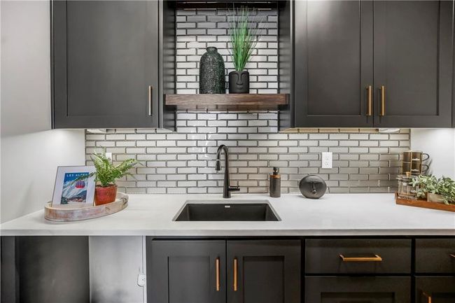 Previous Model Photos. Actual features and sizes may vary. Contact Onsite Agent for details! | Image 9
