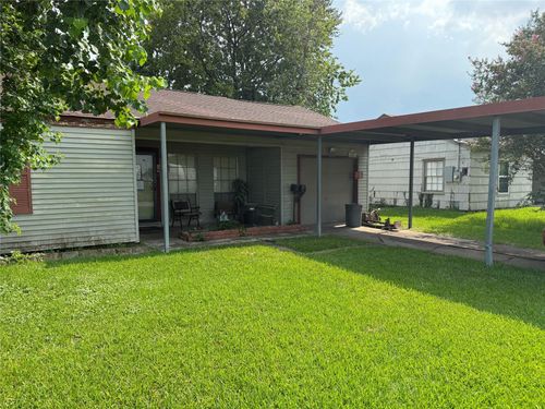 418 E 1st St, Deer Park, TX, 77536-2708 | Card Image