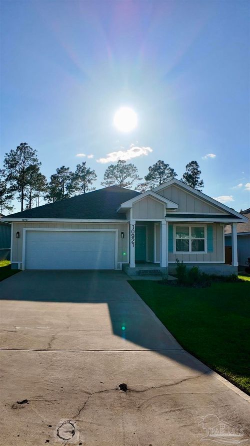 10921 Blacktail Loop, Pensacola, FL, 32526-4591 | Card Image
