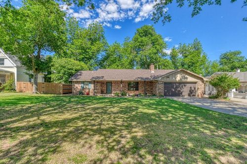 1224 S 8th St, Chickasha, OK, 73018-4436 | Card Image