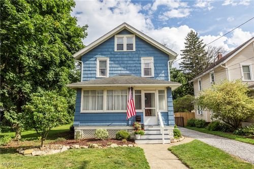 2563 4th St, Cuyahoga Falls, OH, 44221-2656 | Card Image