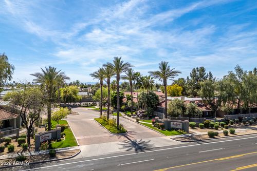 1072-2929 W Yorkshire Dr, Phoenix, AZ, 85027-3949 | Card Image