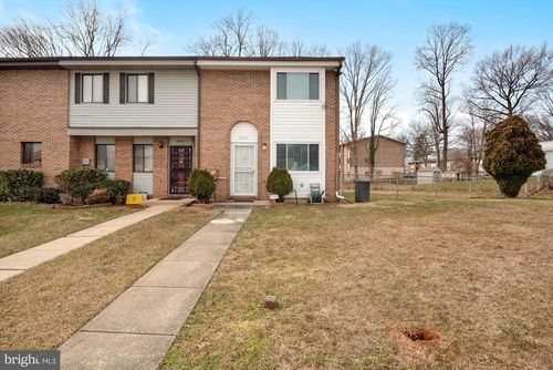 6401 Woodgreen Cir, GWYNN OAK, MD, 21207-5582 | Card Image