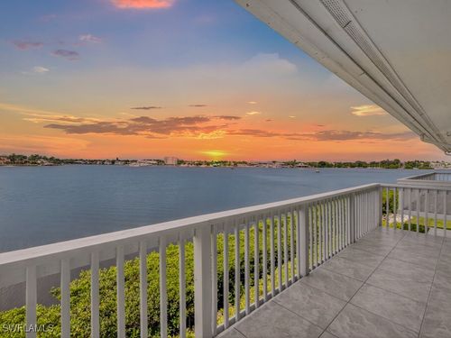 apt-a3-1302 Chesapeake Ave, Naples, FL, 34102-0521 | Card Image