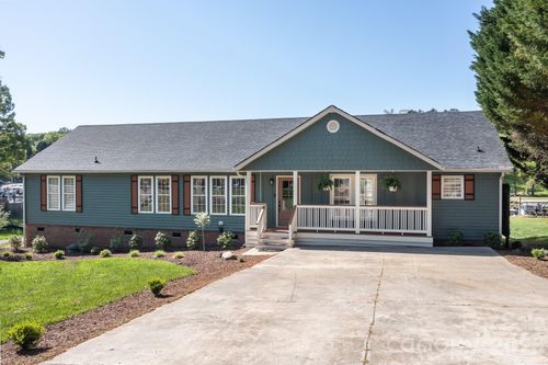 7858 Blackwood Rd, Denver, NC, 28037-8527 | Card Image
